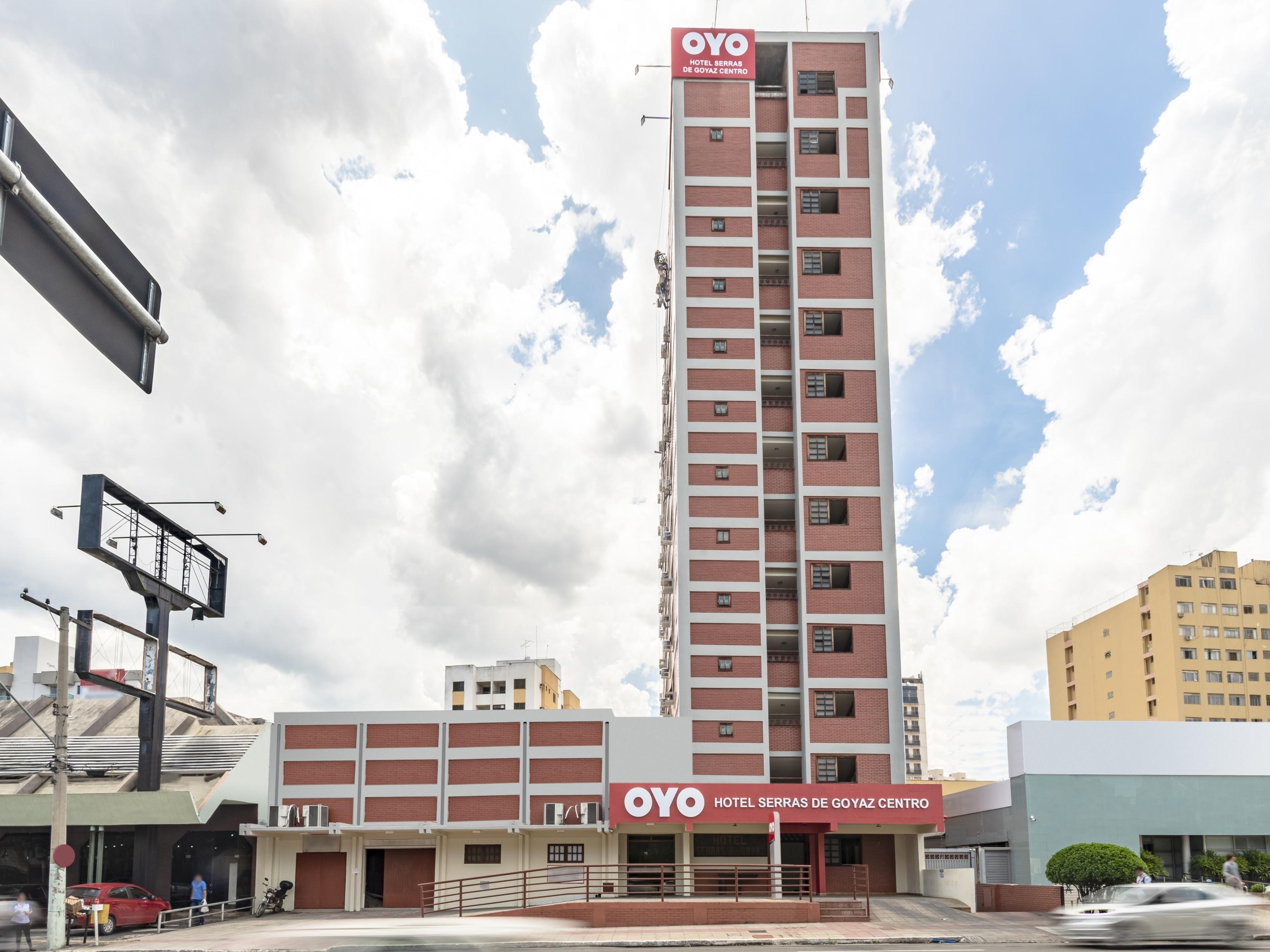 Rede Andrade Goiania Centro Hotel Exterior photo