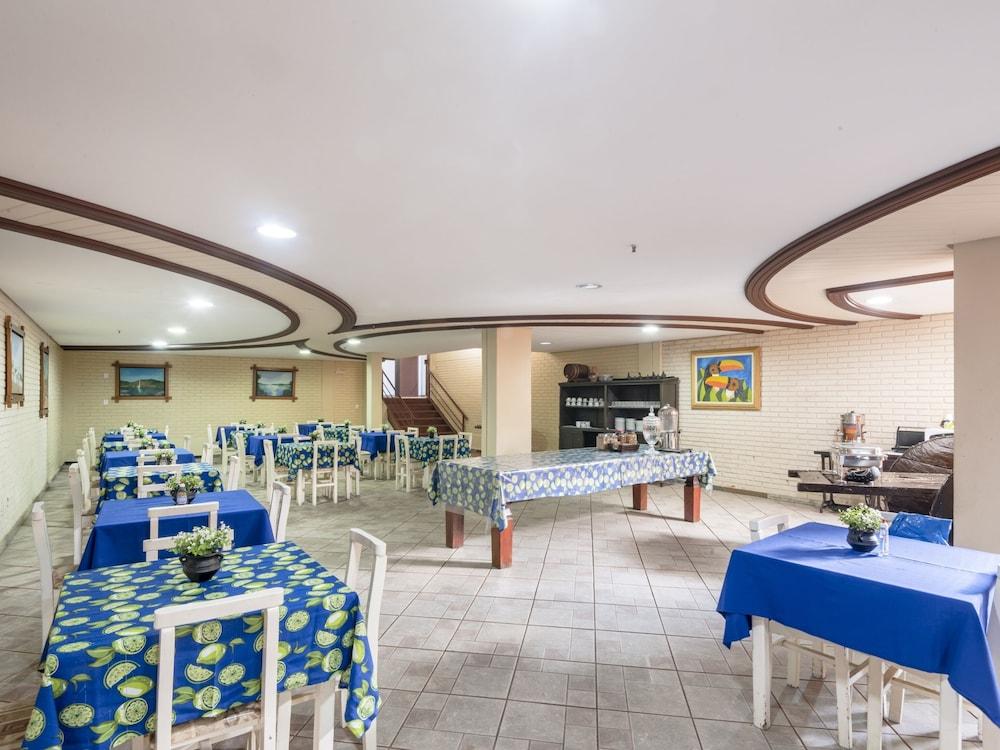 Rede Andrade Goiania Centro Hotel Exterior photo