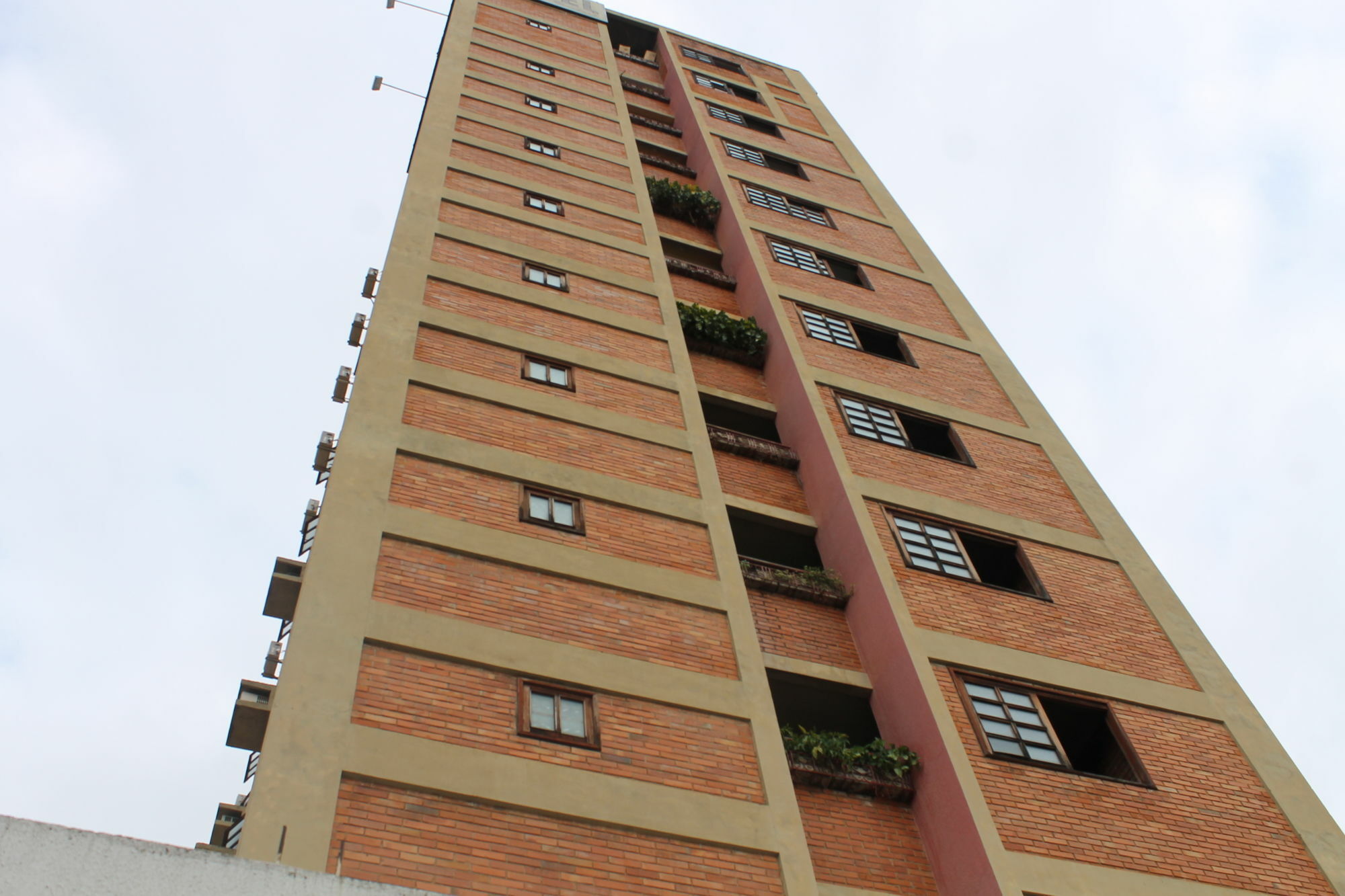 Rede Andrade Goiania Centro Hotel Exterior photo